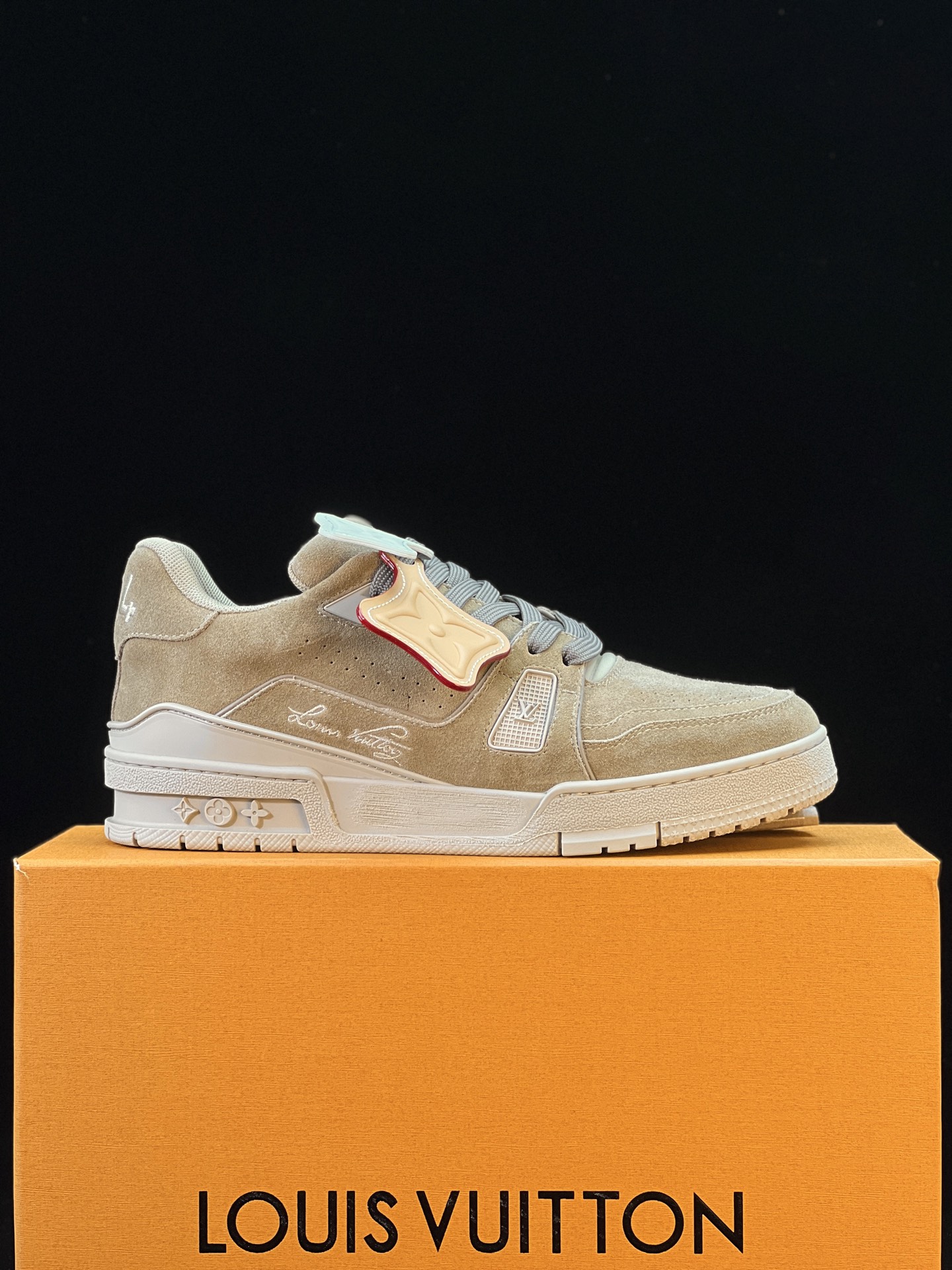 LV