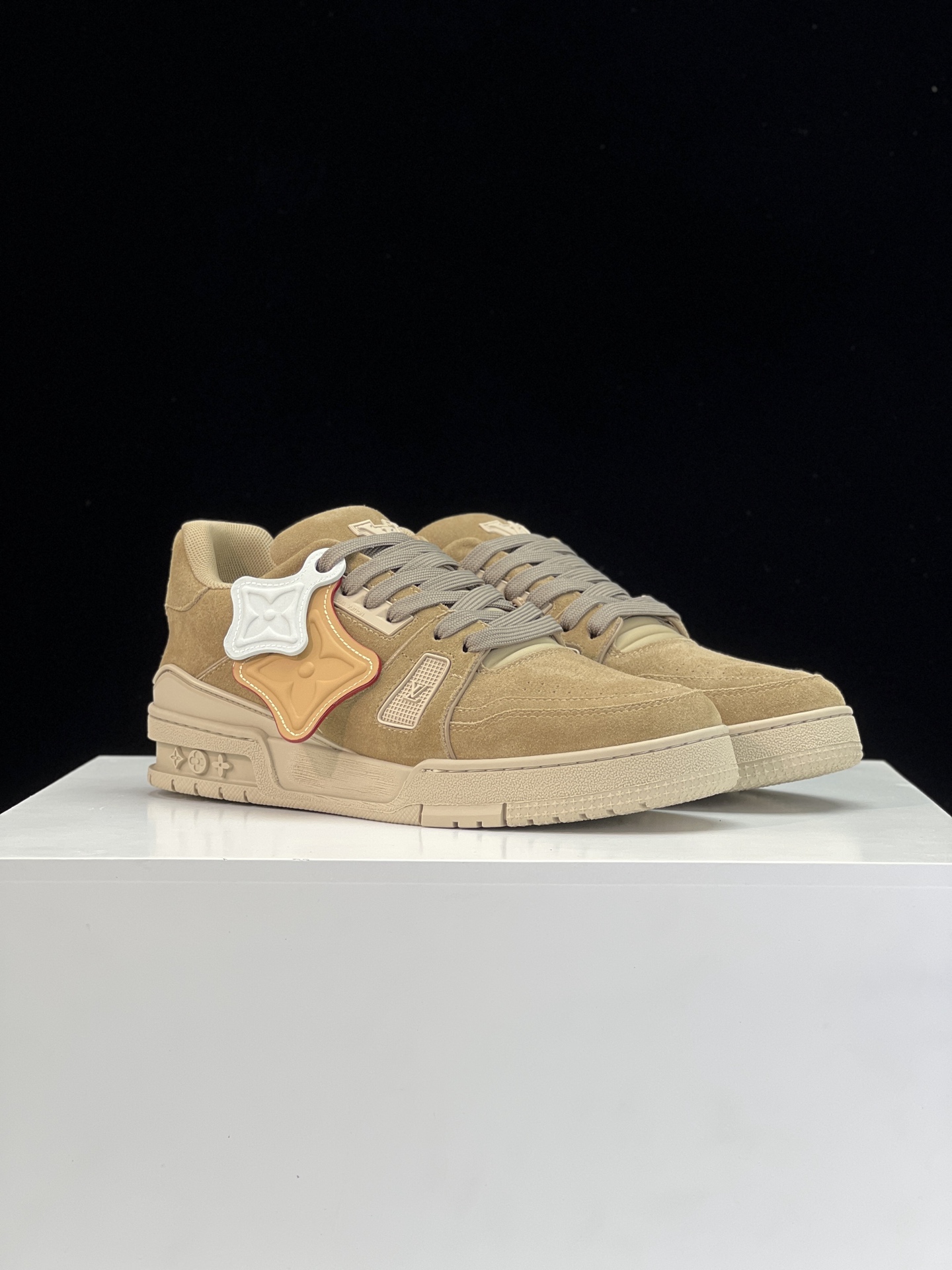 LV