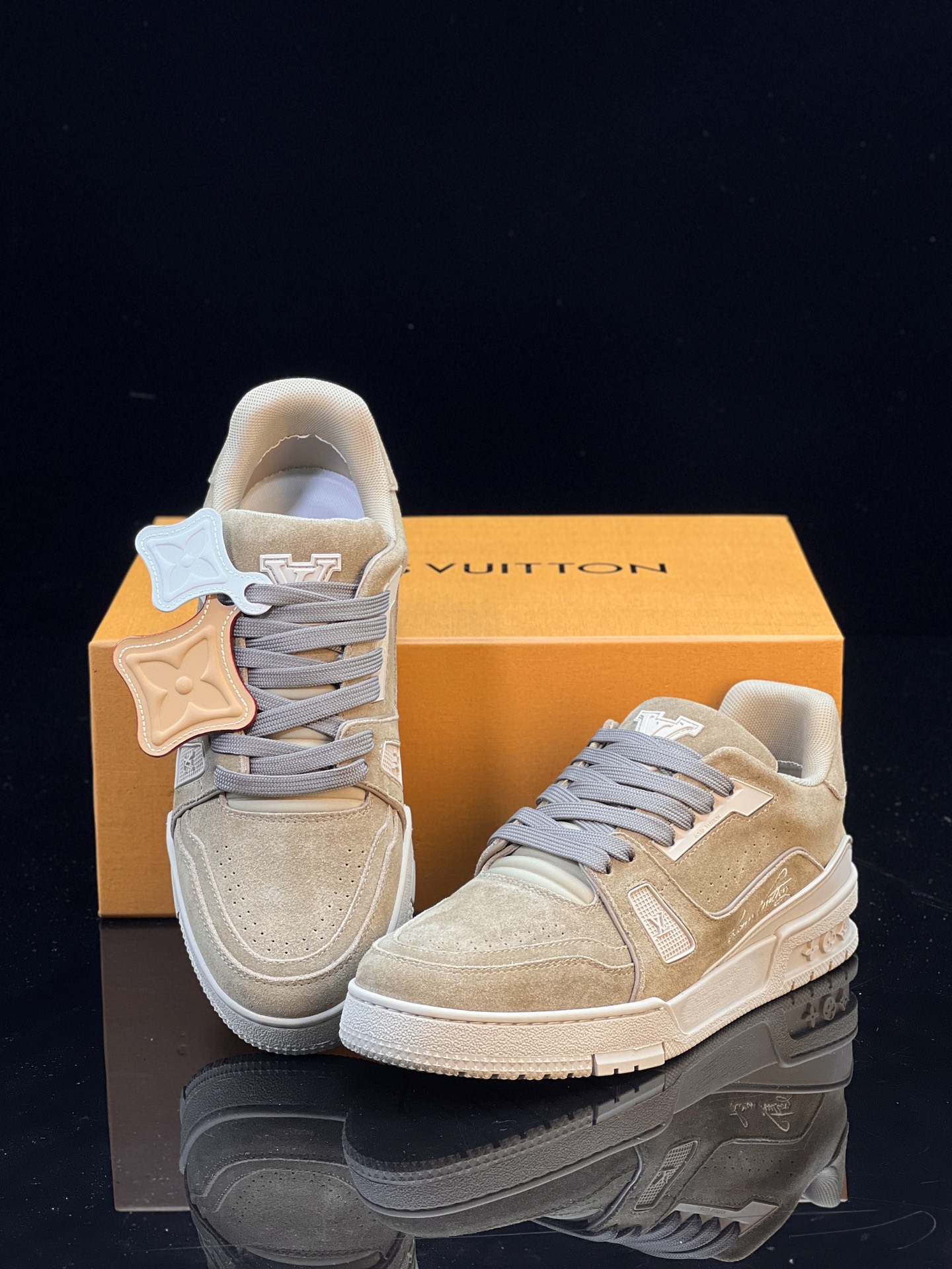 LV