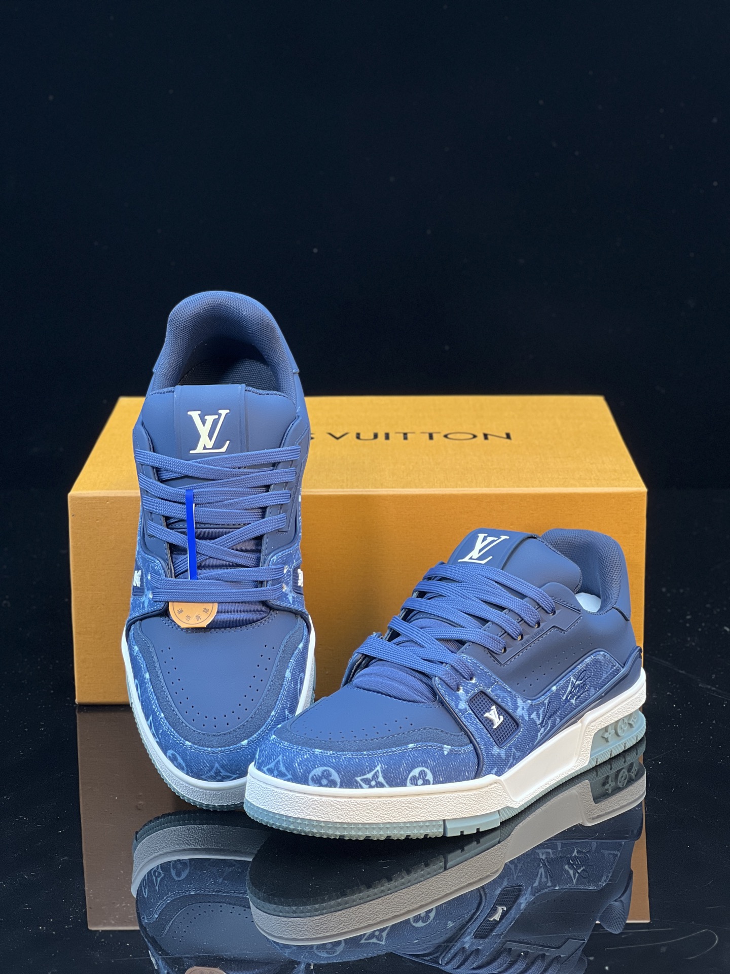 LV