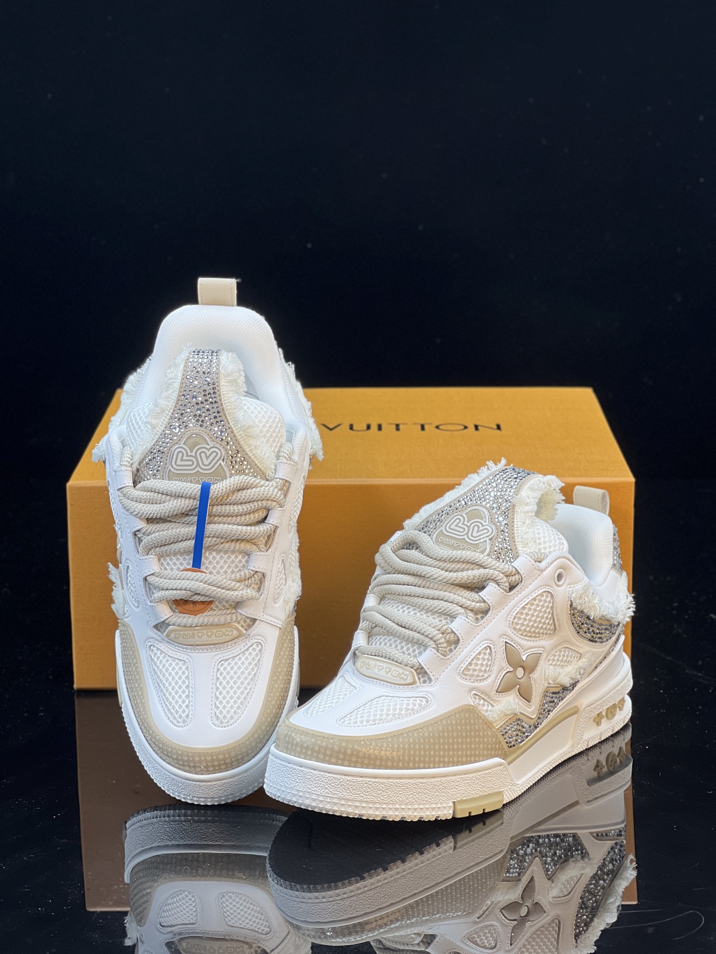 LV