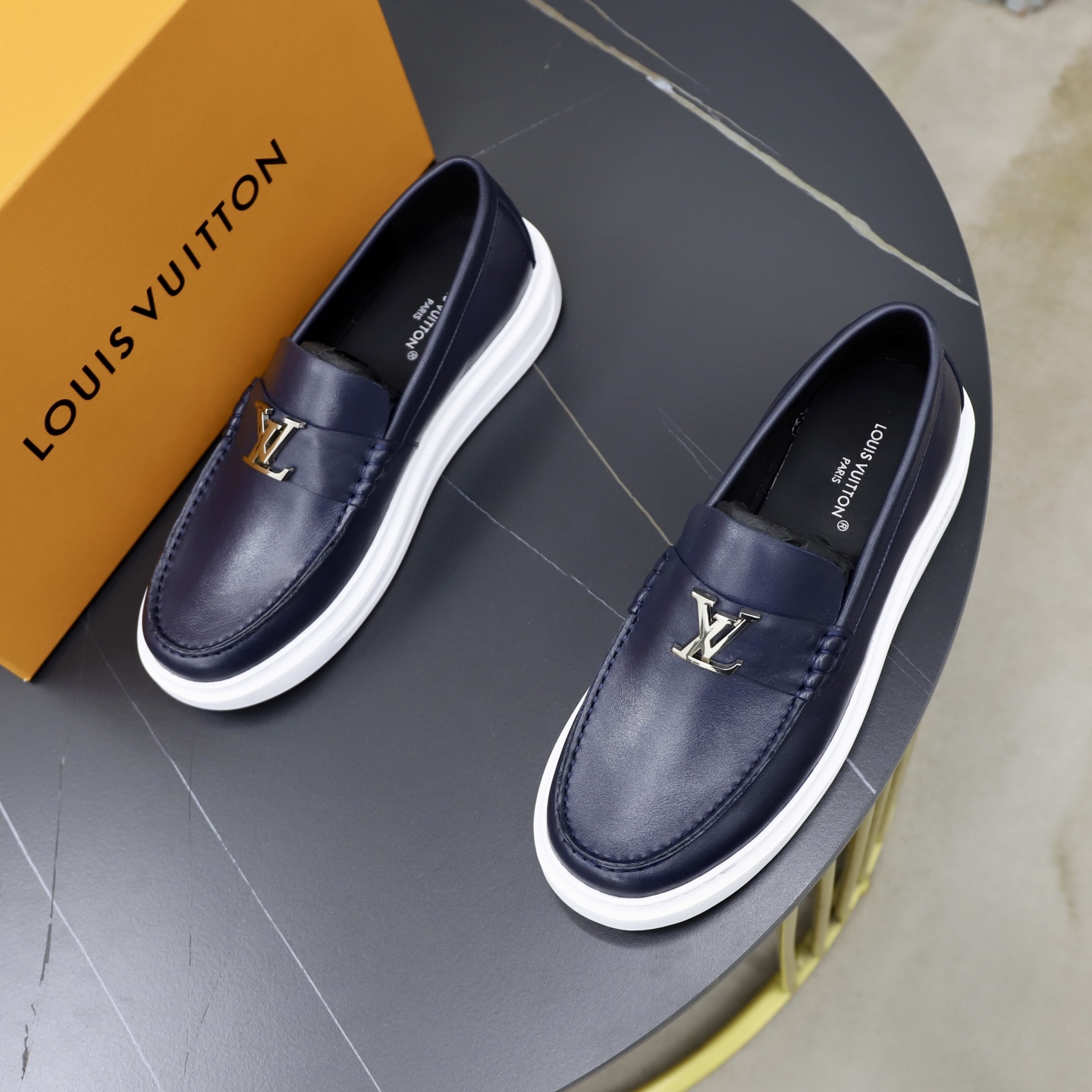 LV