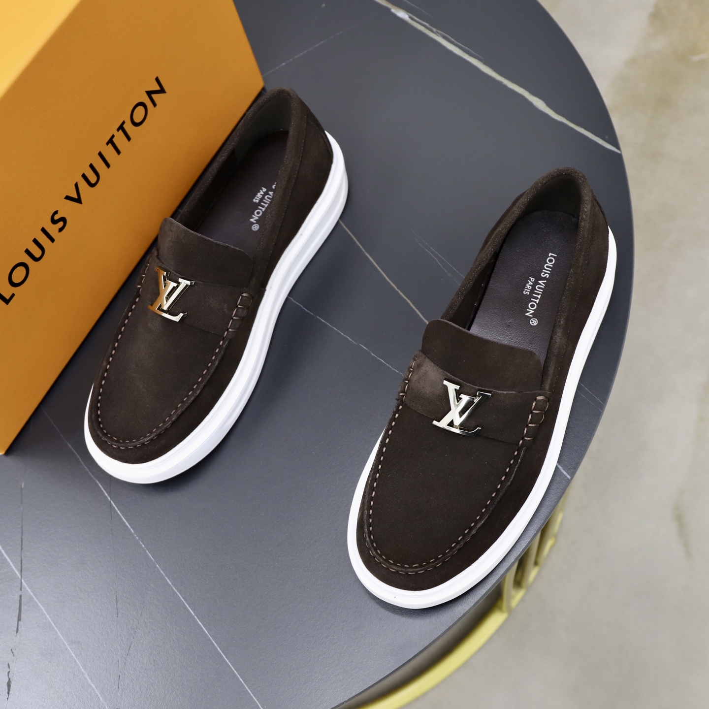 LV
