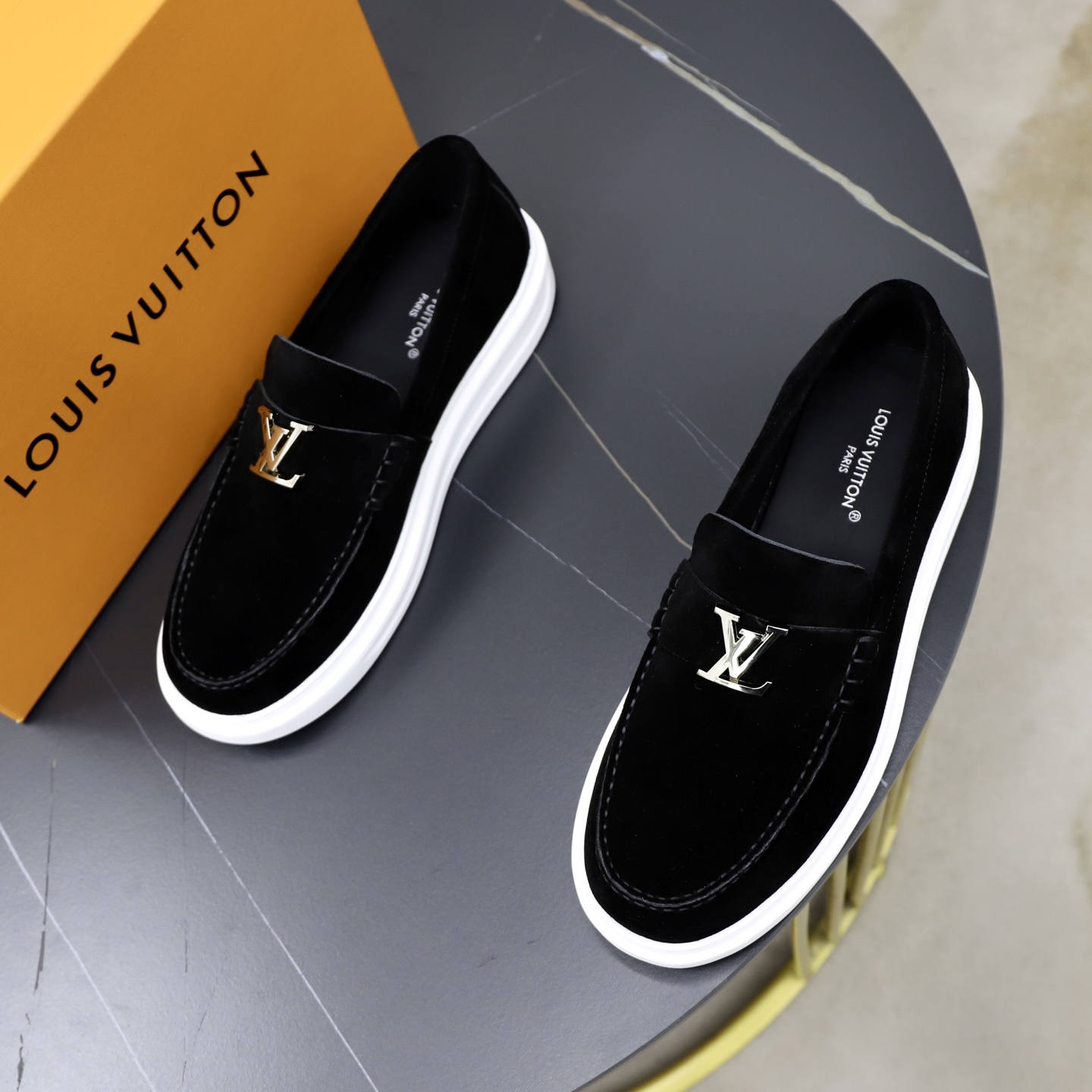 LV