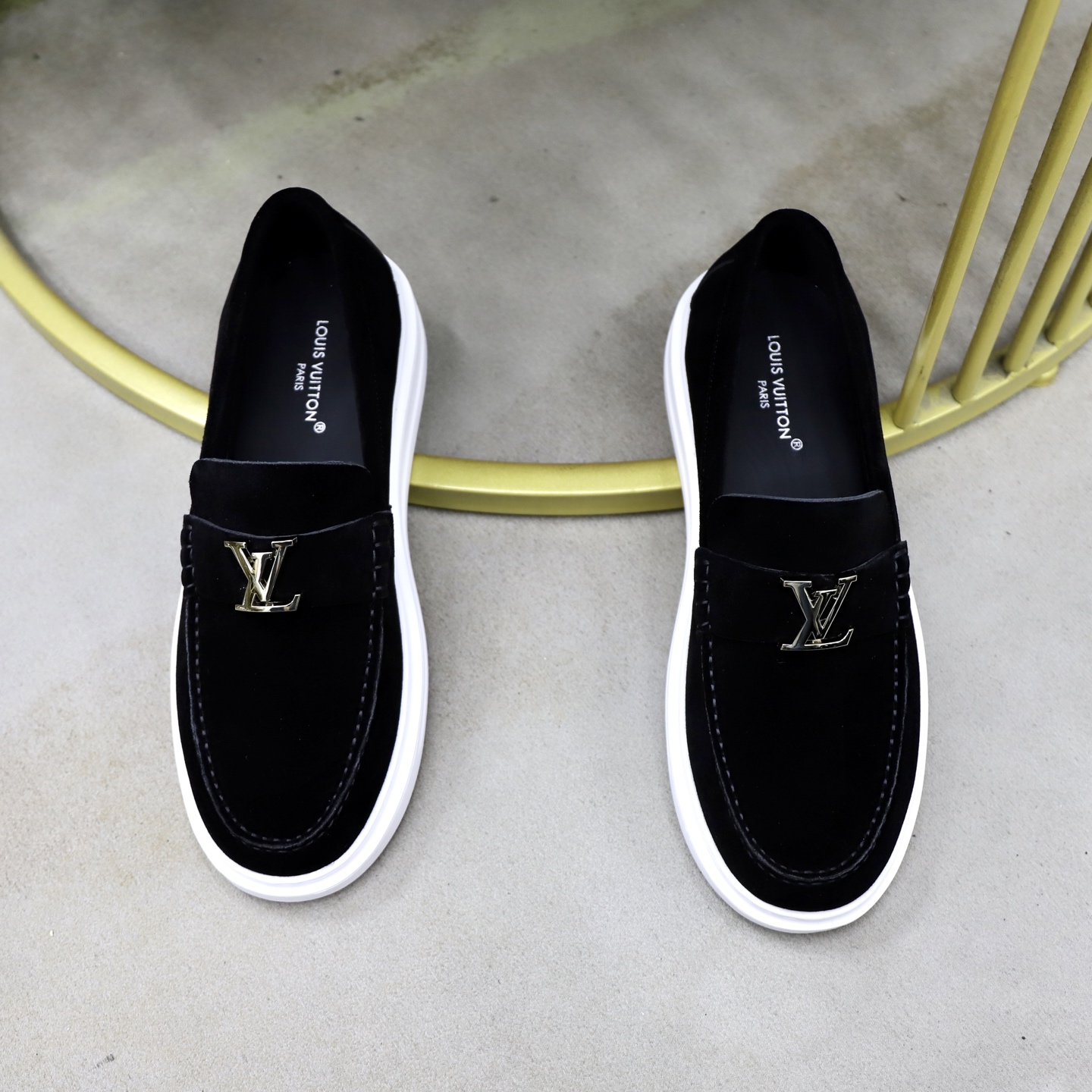 LV
