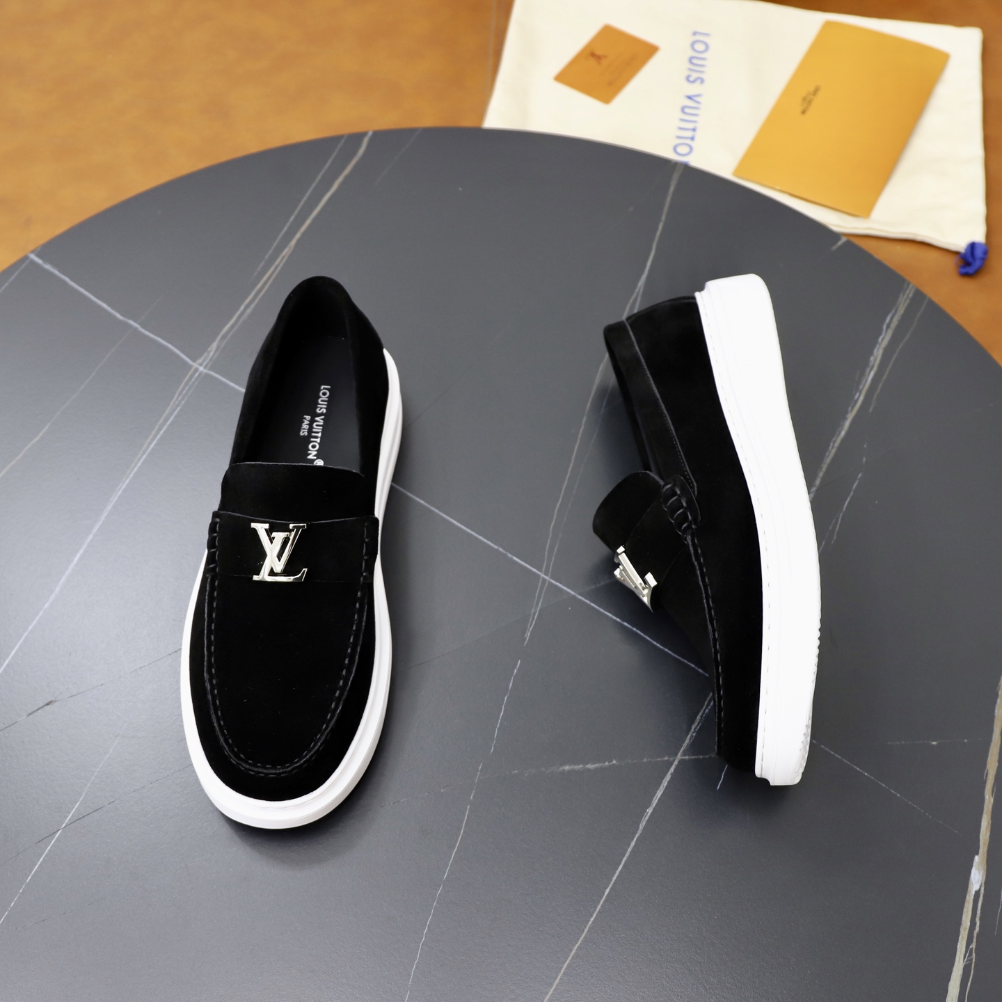 LV