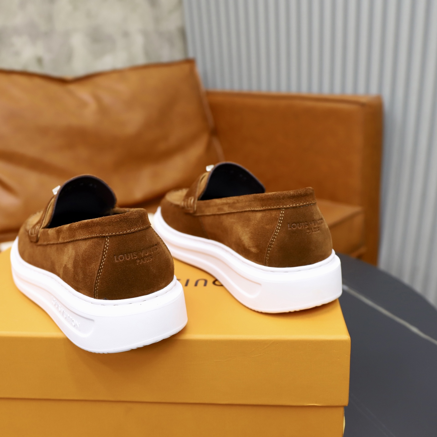 LV