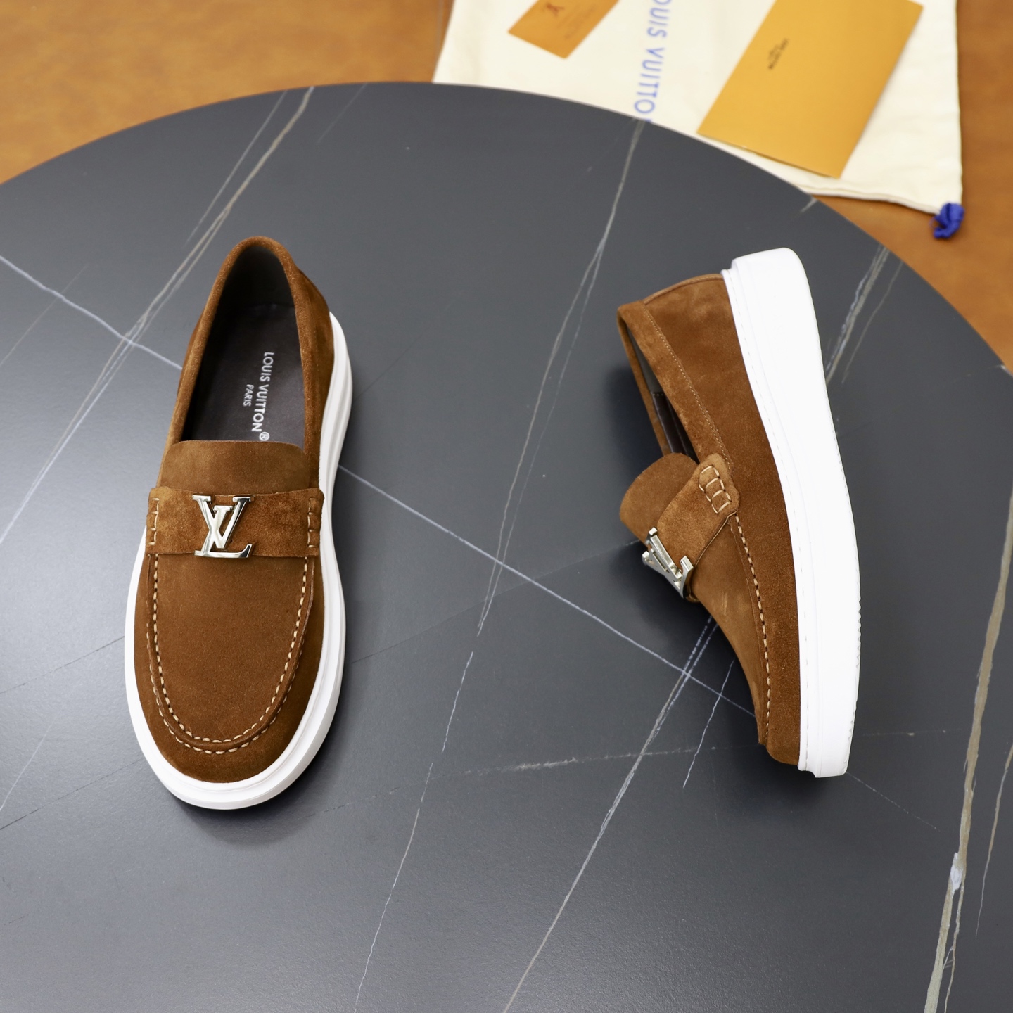 LV
