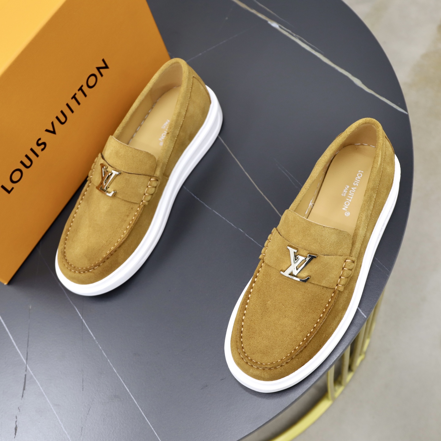 LV