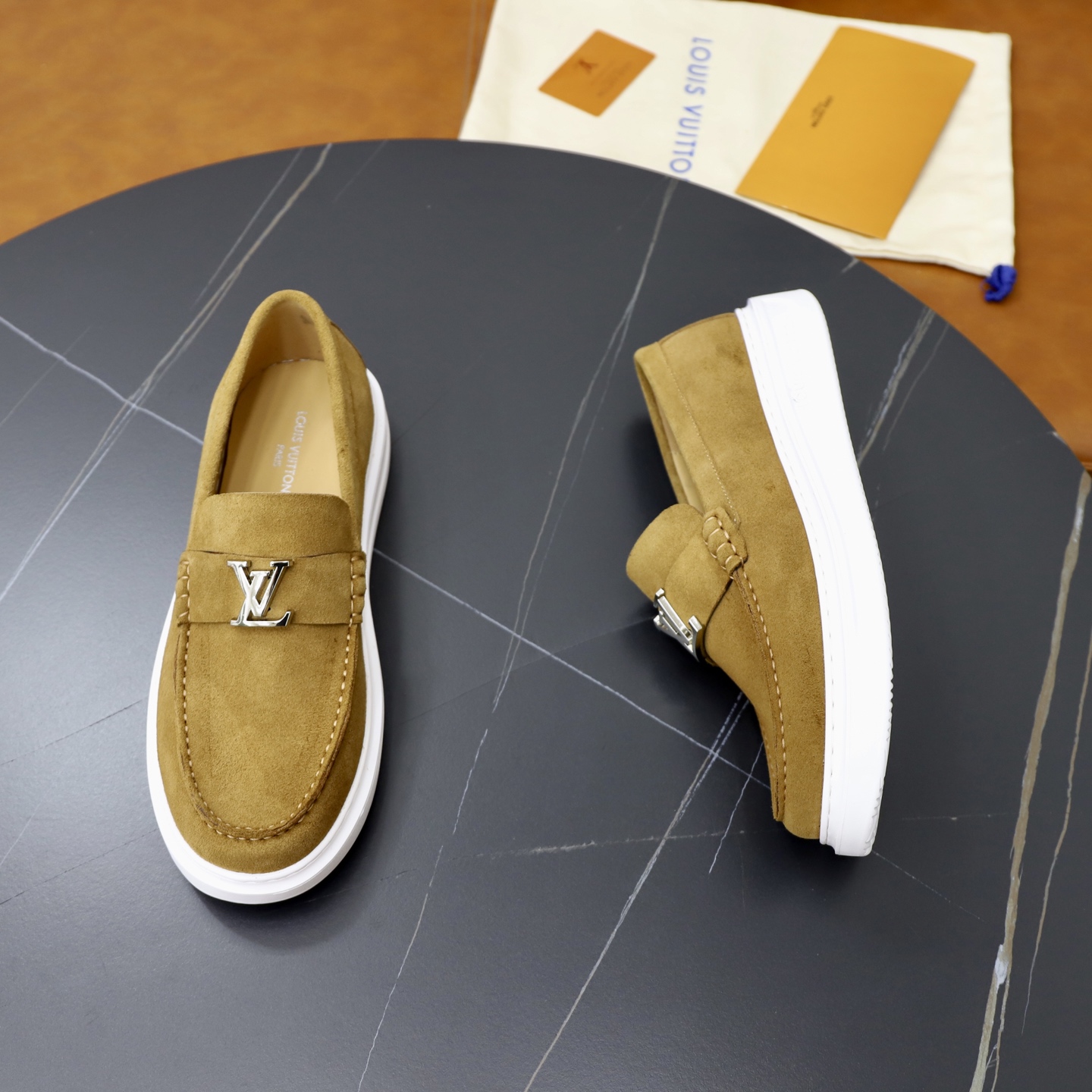 LV