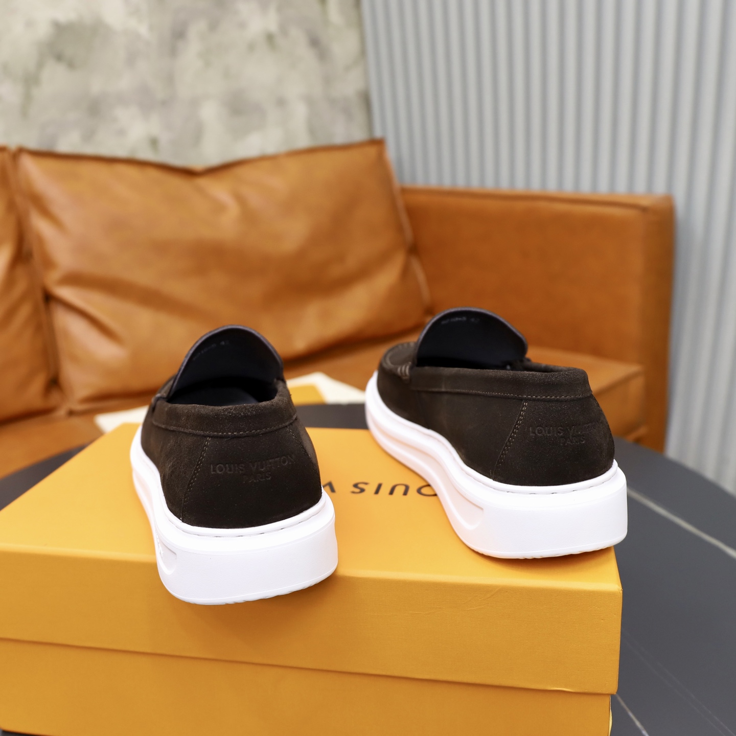 LV