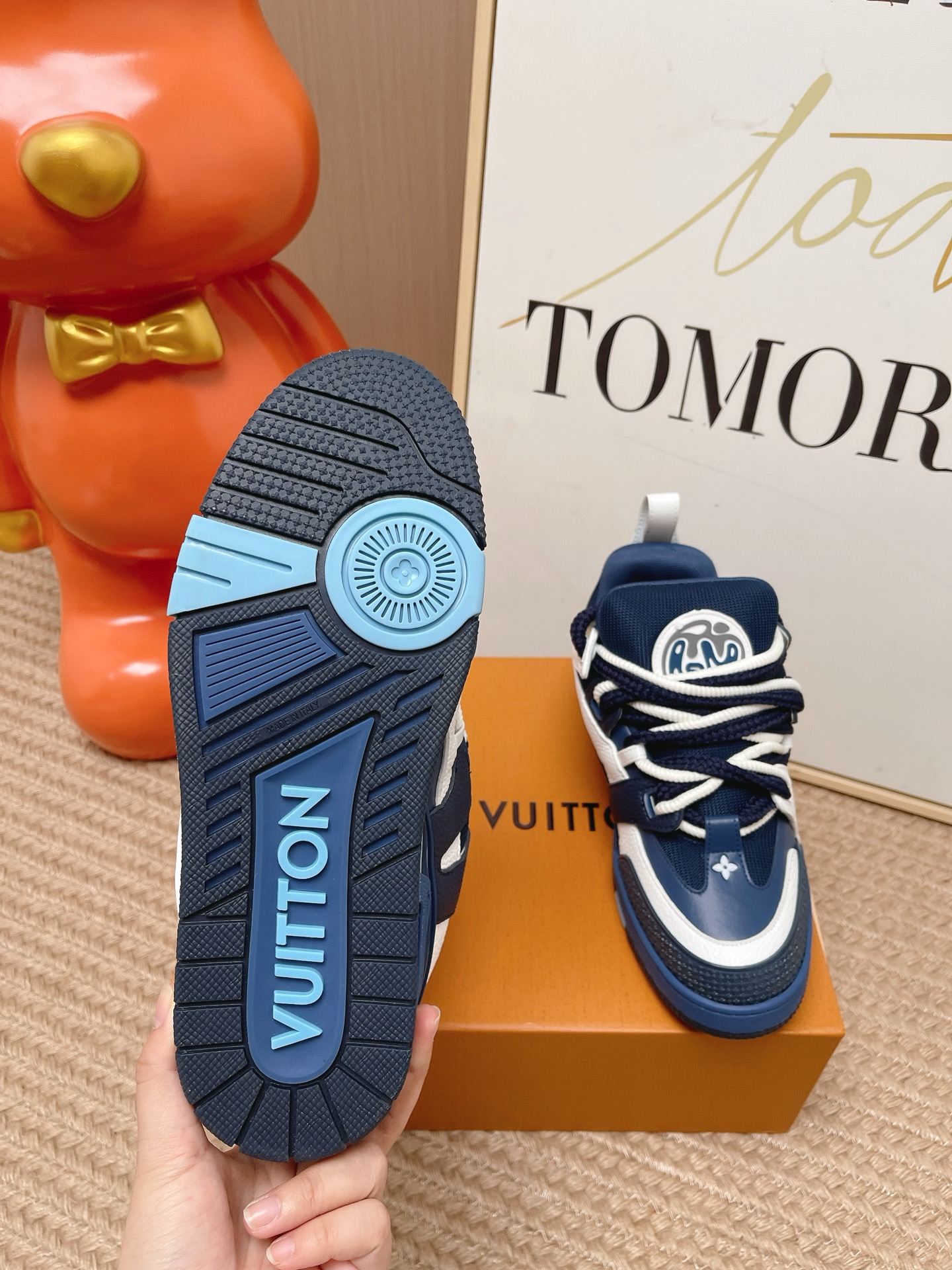 LV