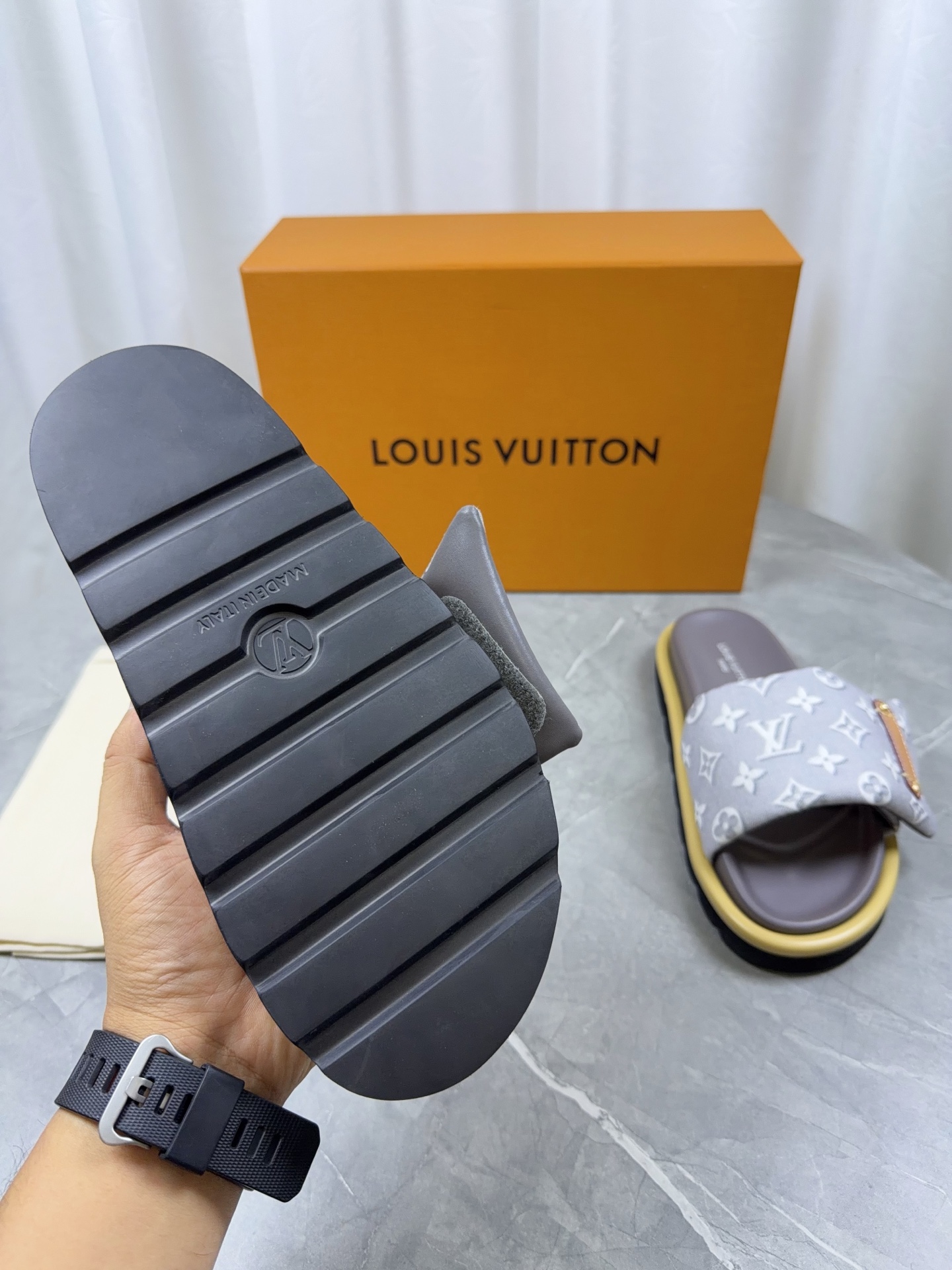LV