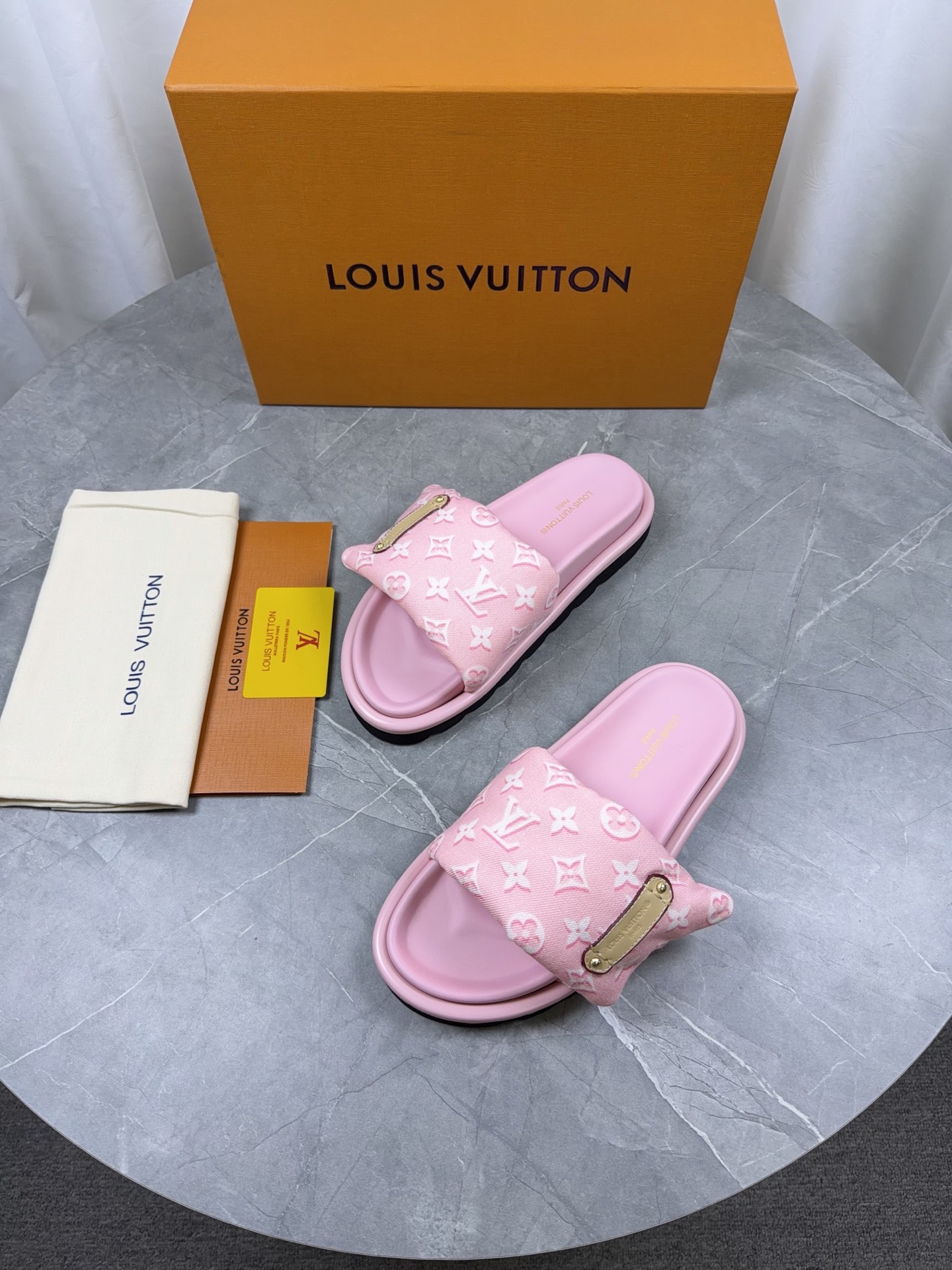 LV
