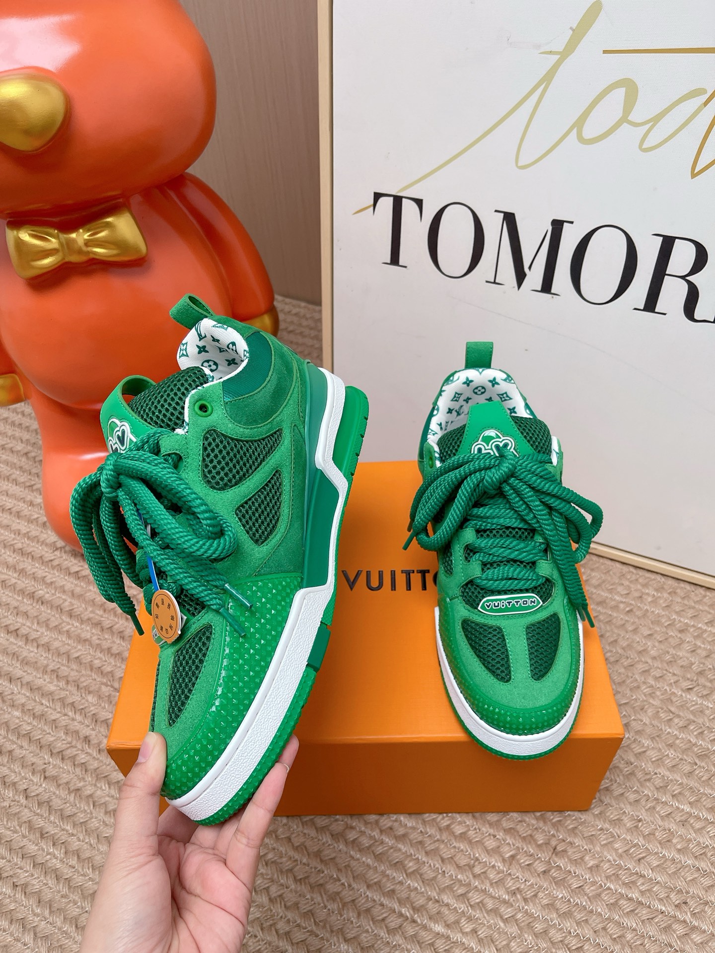 LV