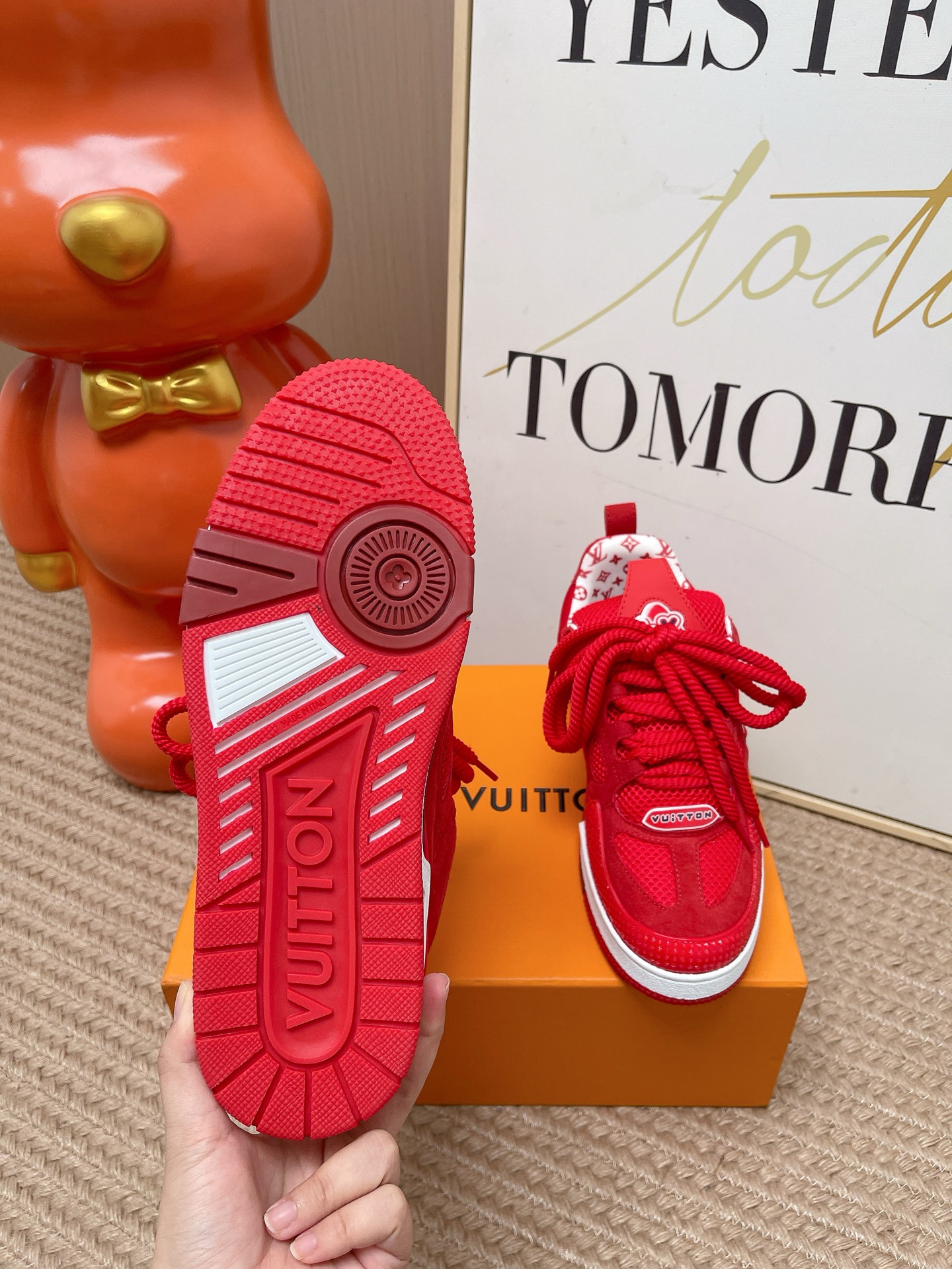 LV
