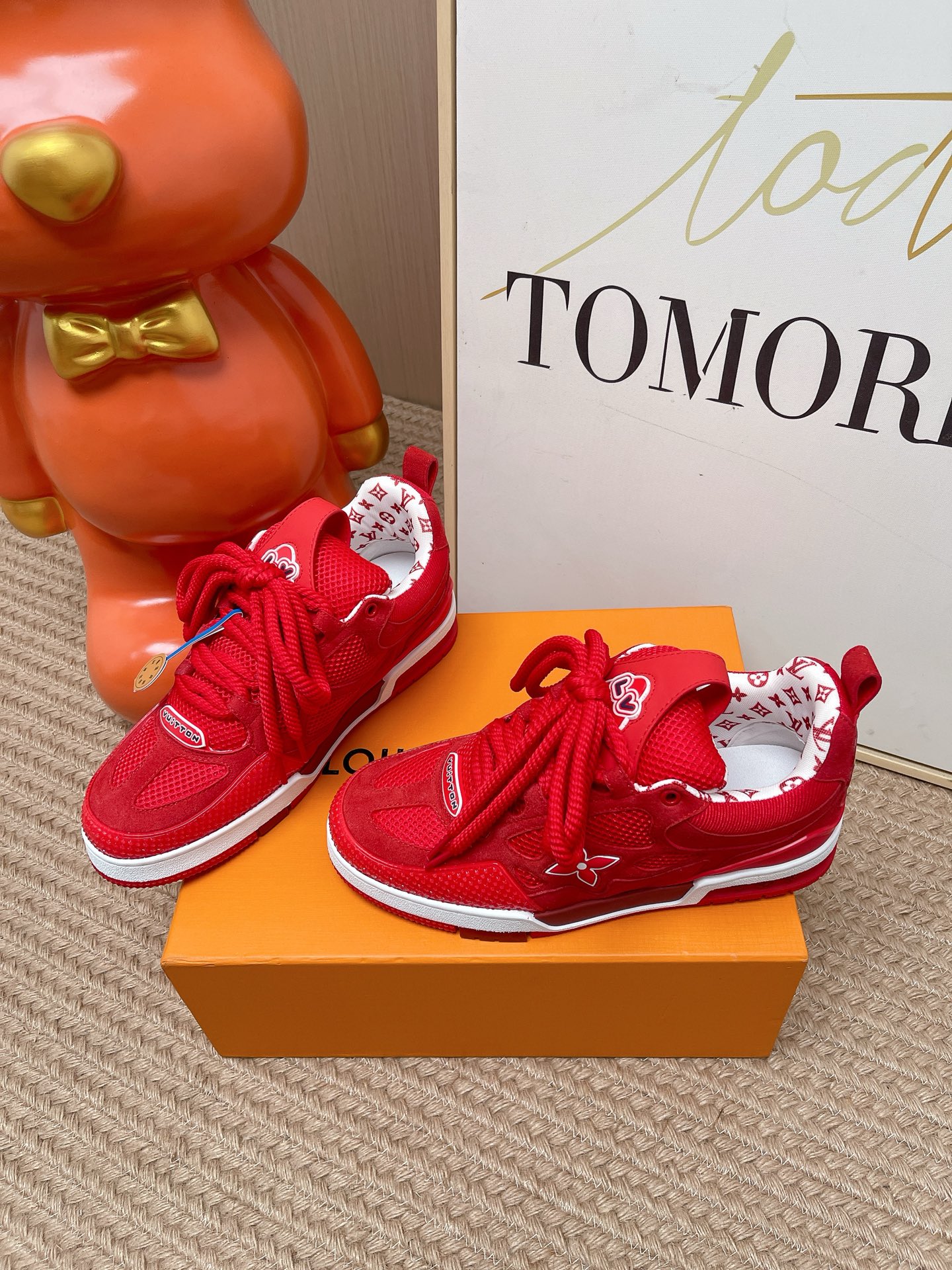 LV