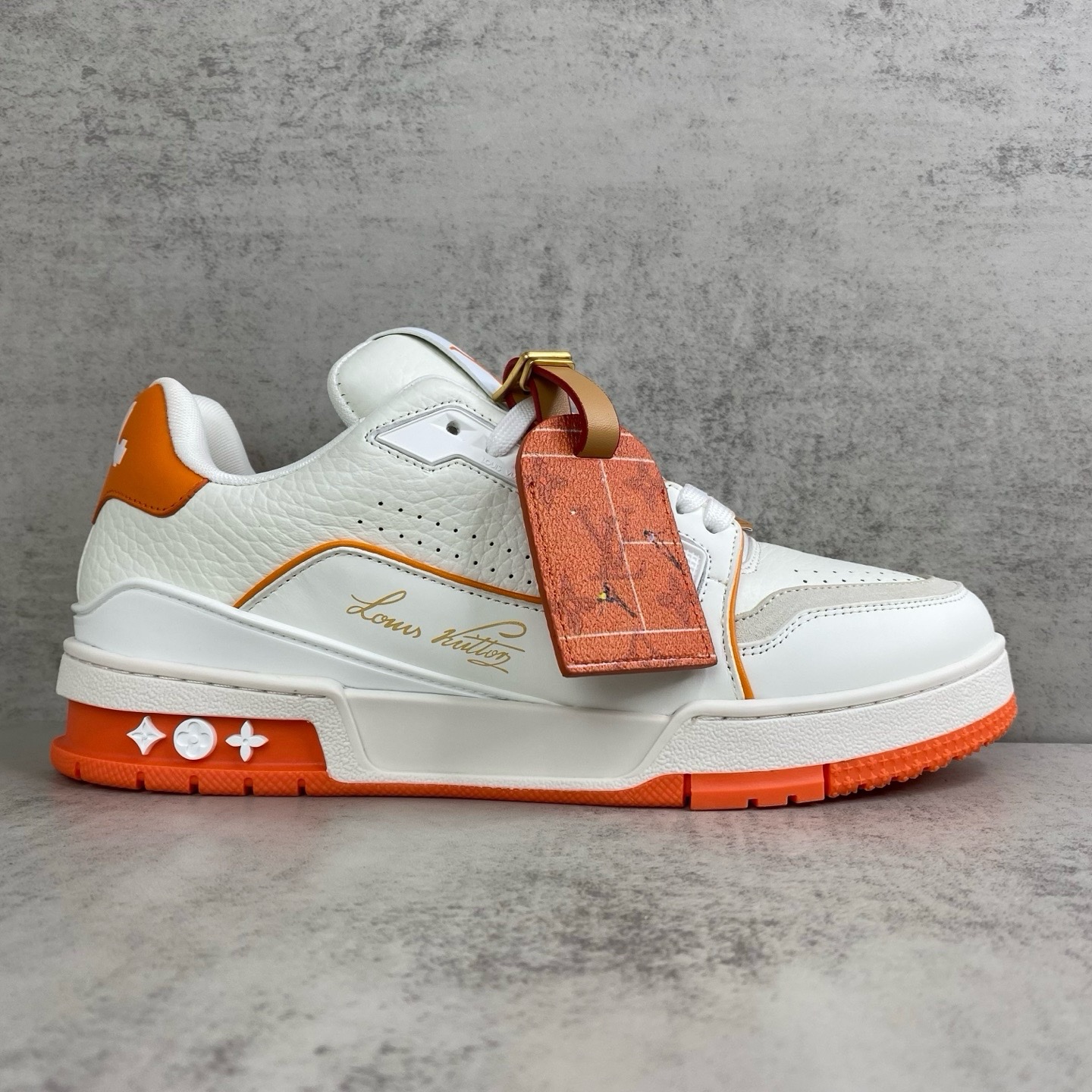 LV