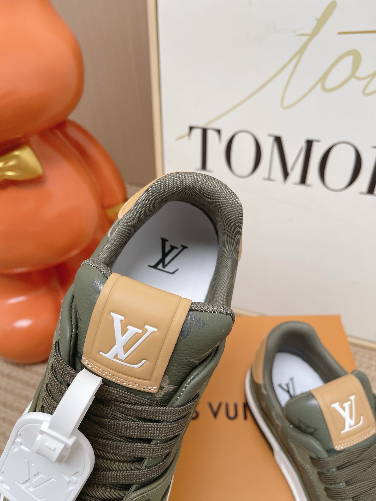 LV