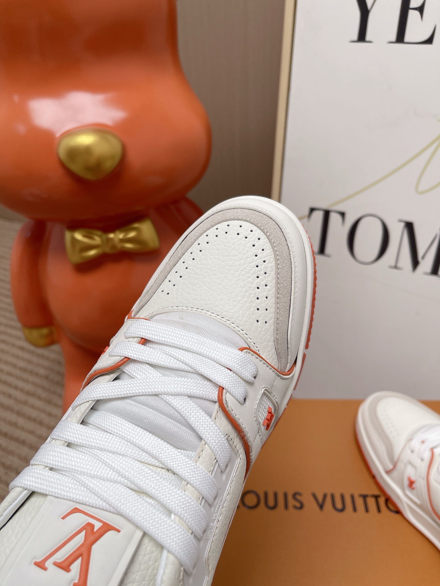 LV