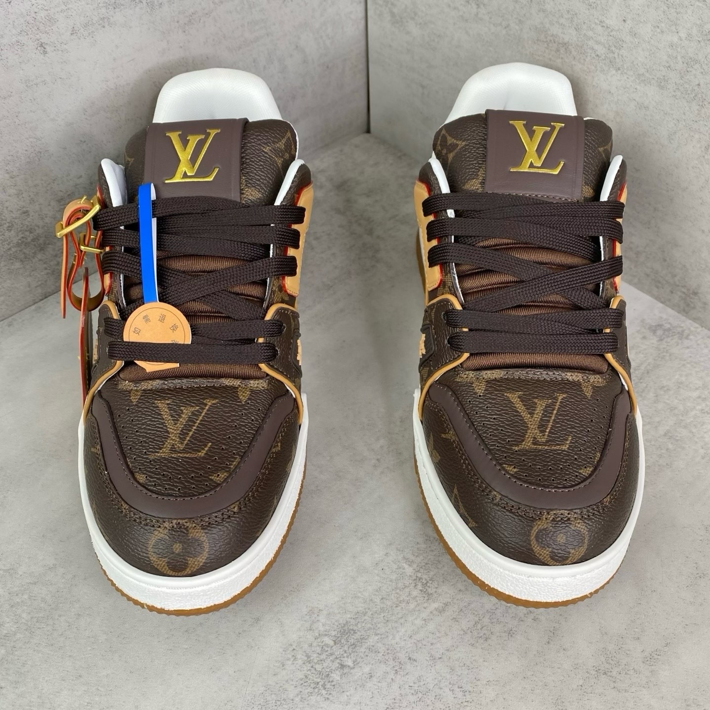 LV