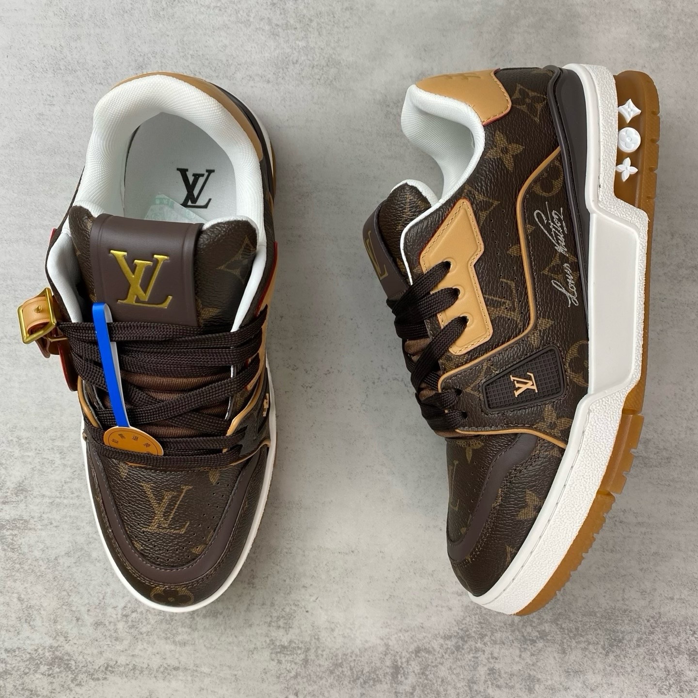 LV