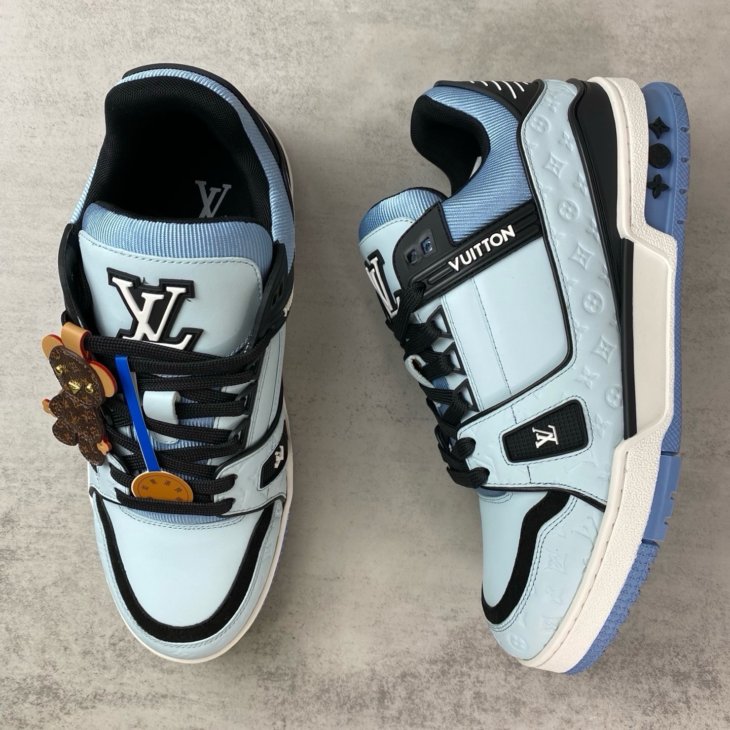 LV