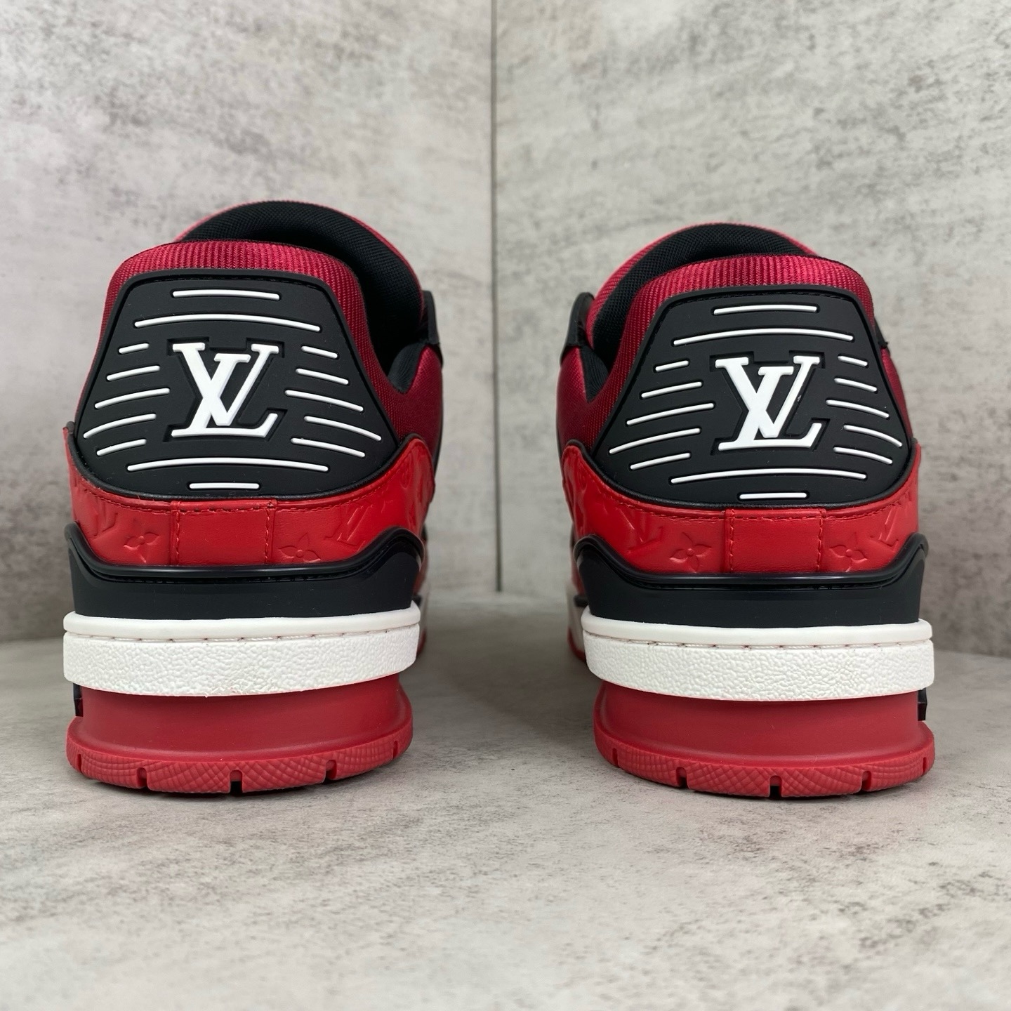 LV