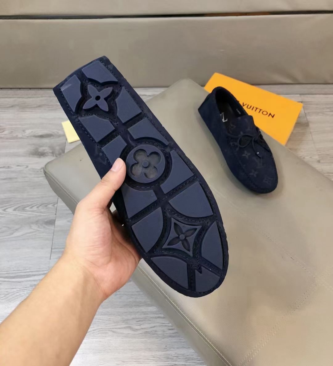 LV