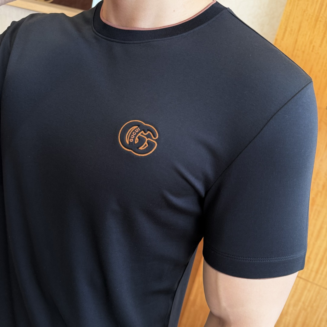 short sleeves