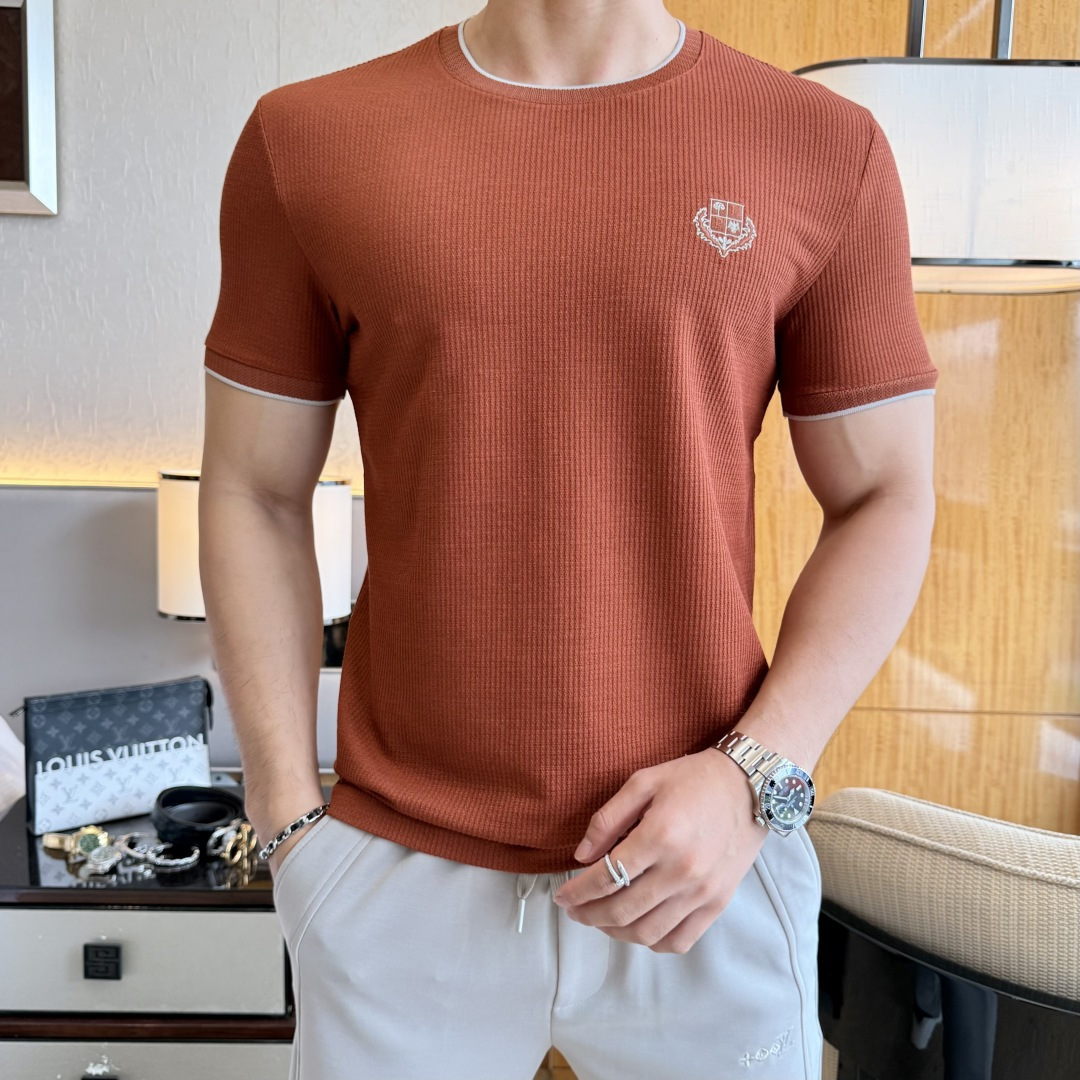 short sleeves