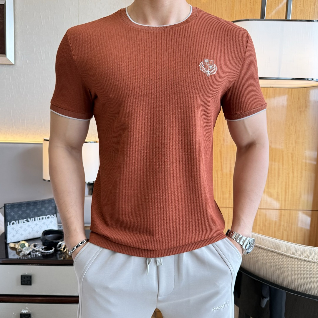 short sleeves