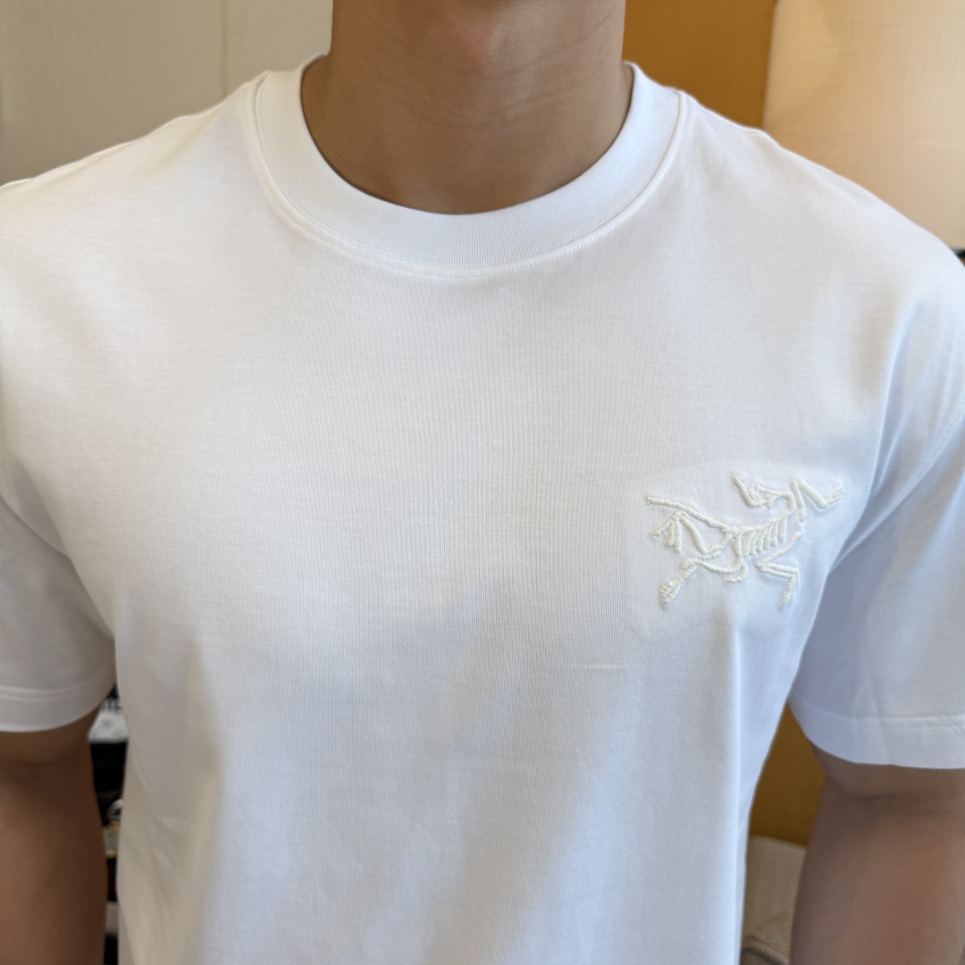 short sleeves