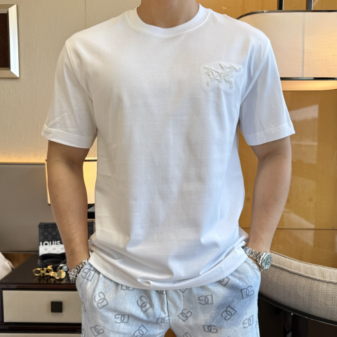short sleeves