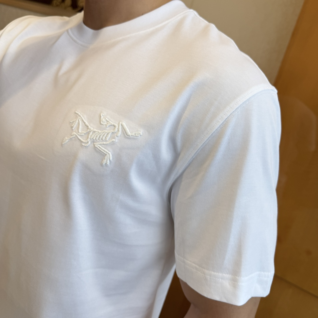 short sleeves