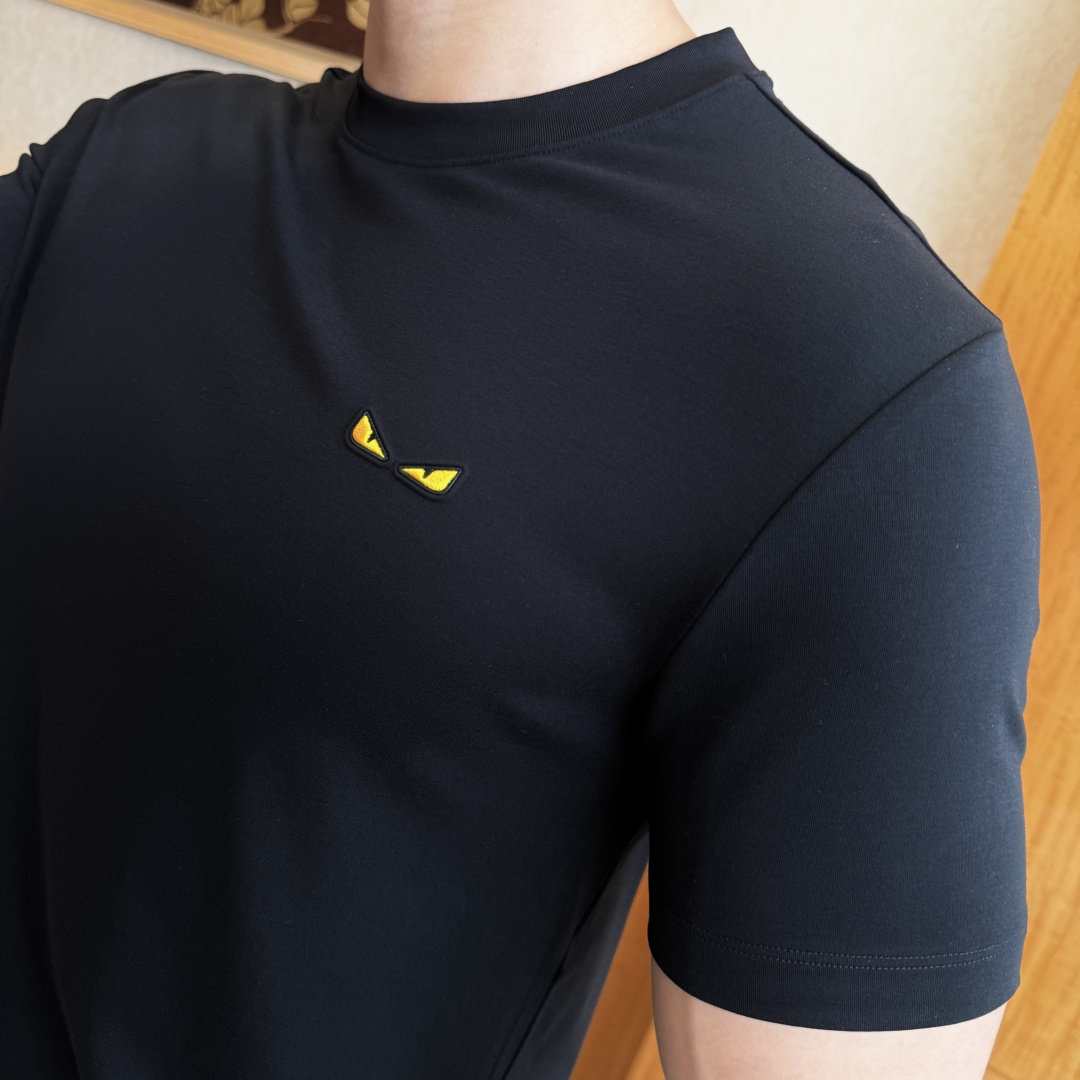 short sleeves