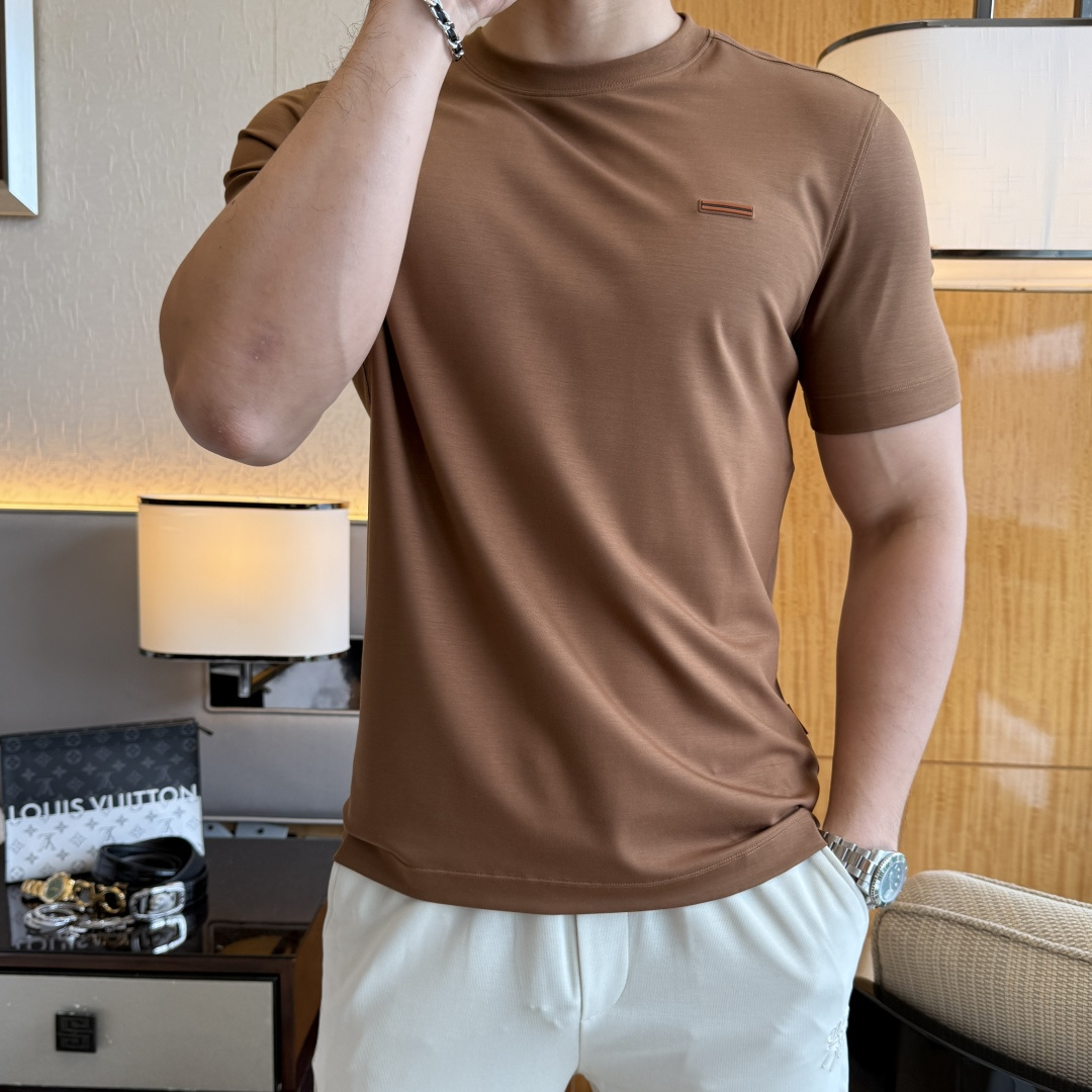 short sleeves