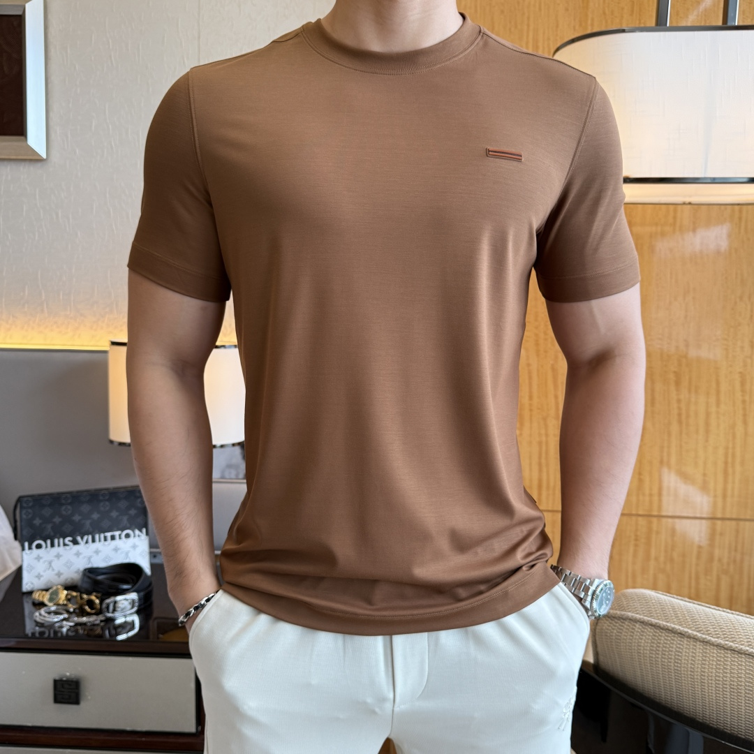 short sleeves