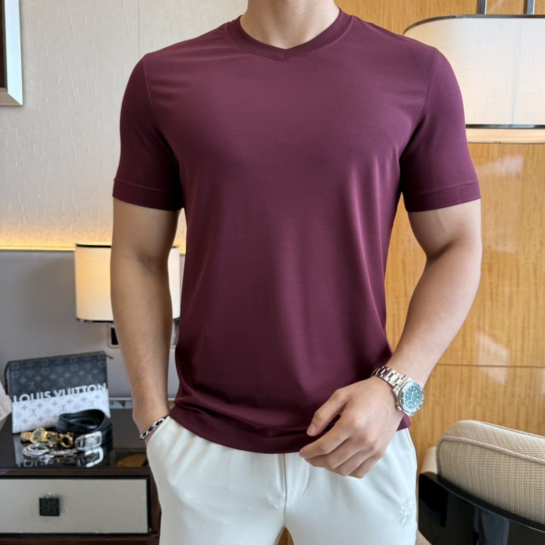 short sleeves
