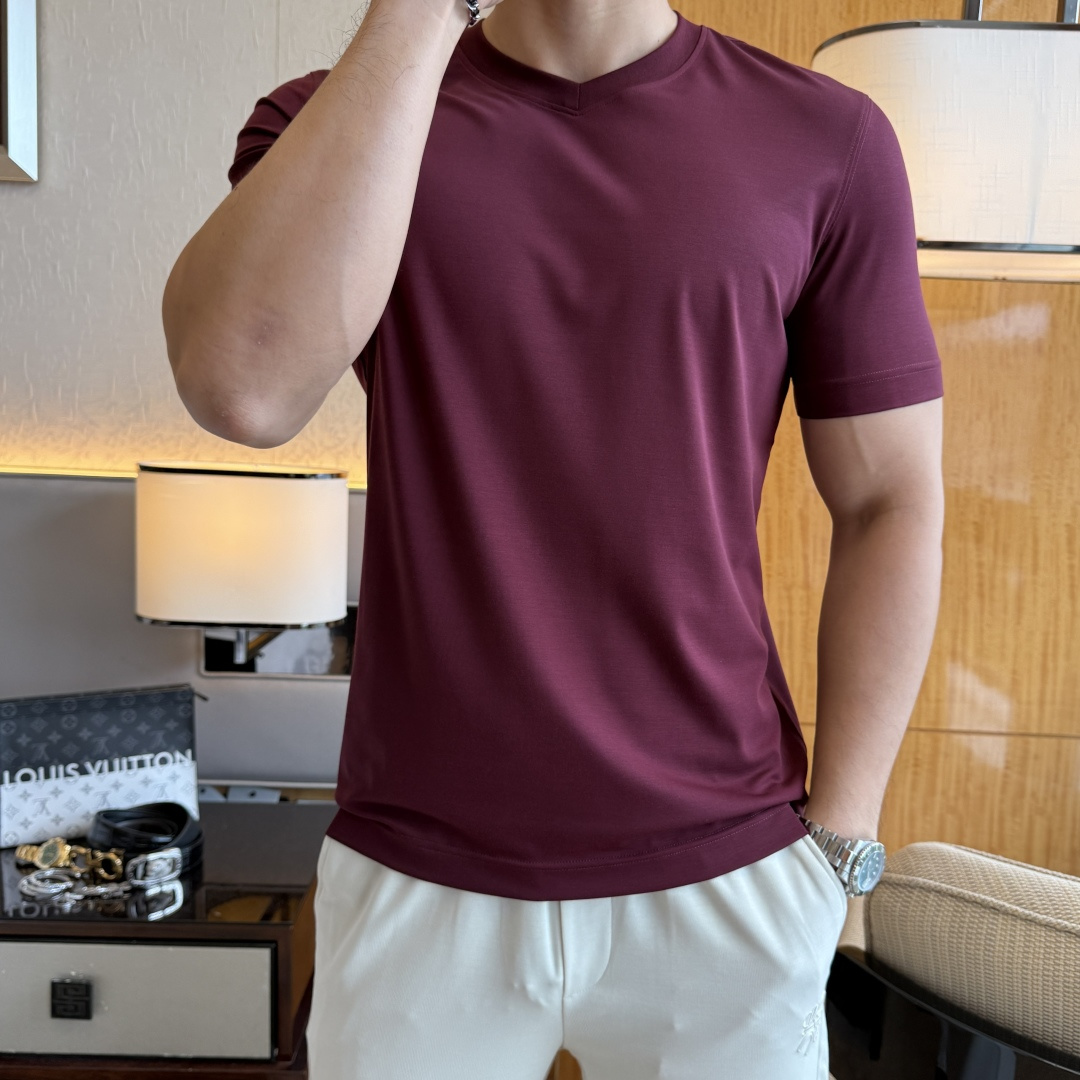 short sleeves