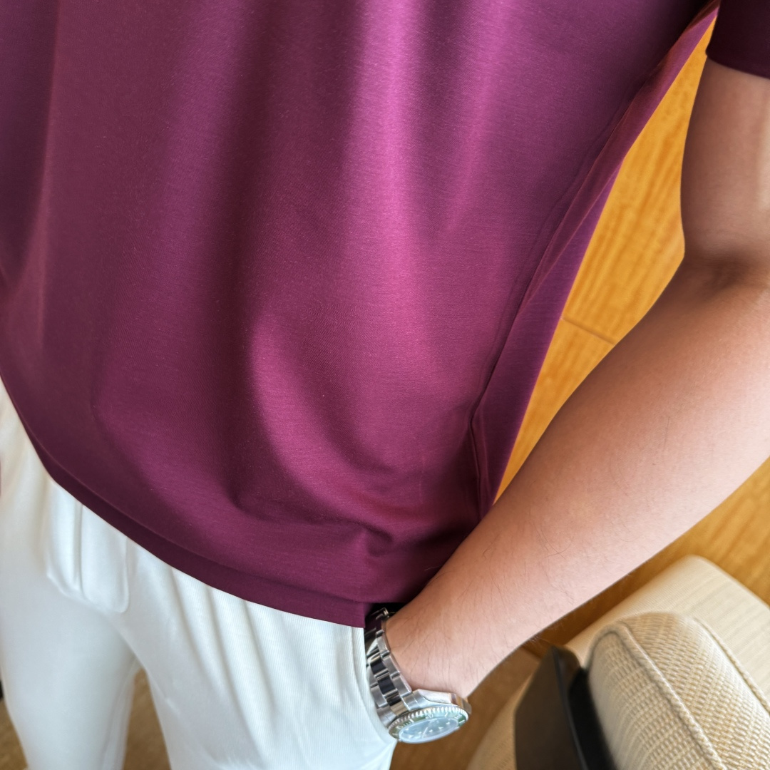 short sleeves