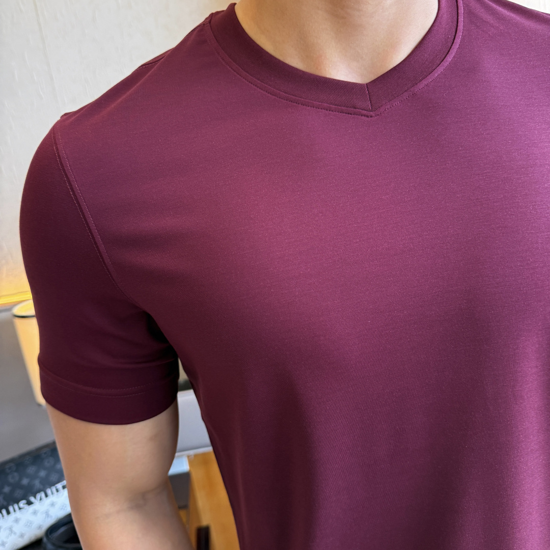 short sleeves