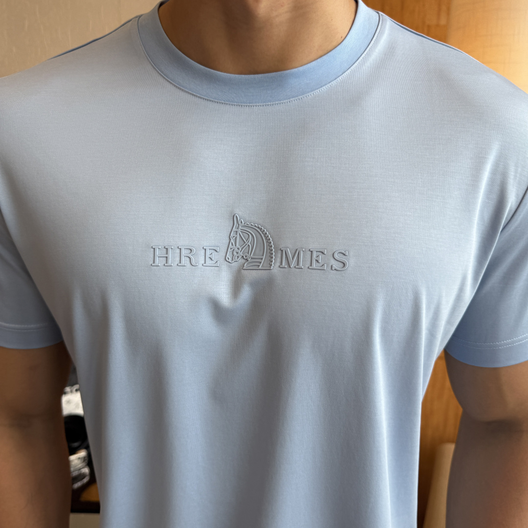 short sleeves