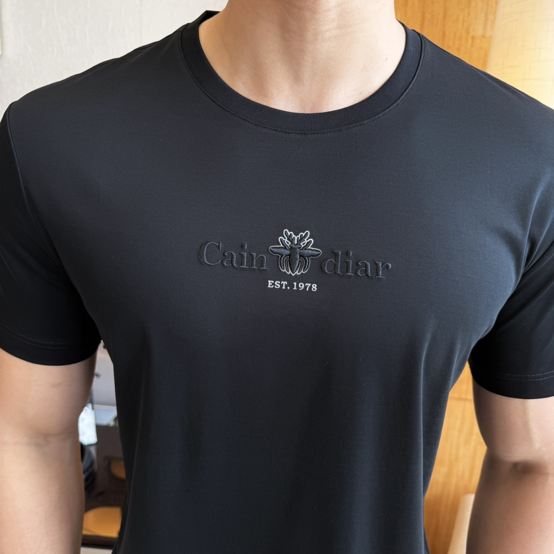 short sleeves
