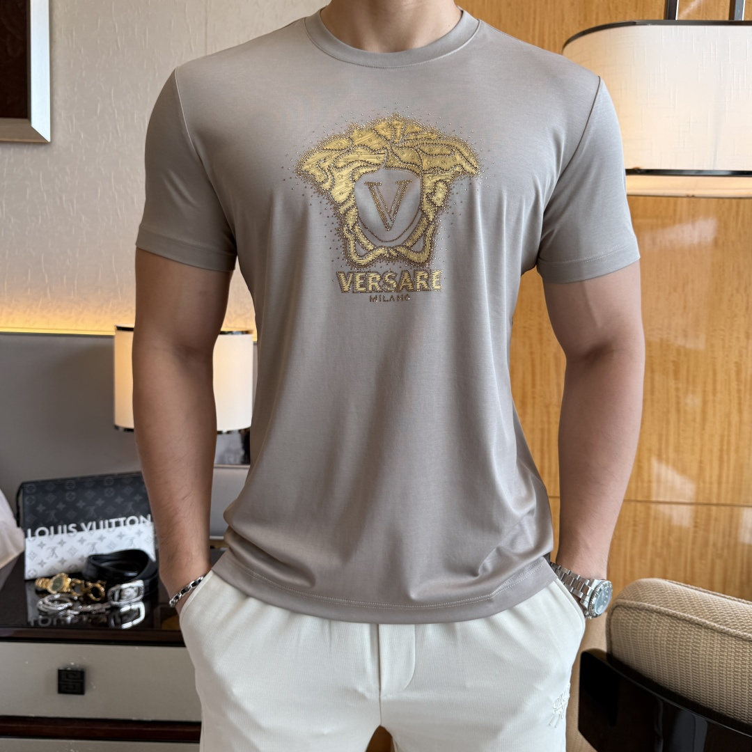 short sleeves