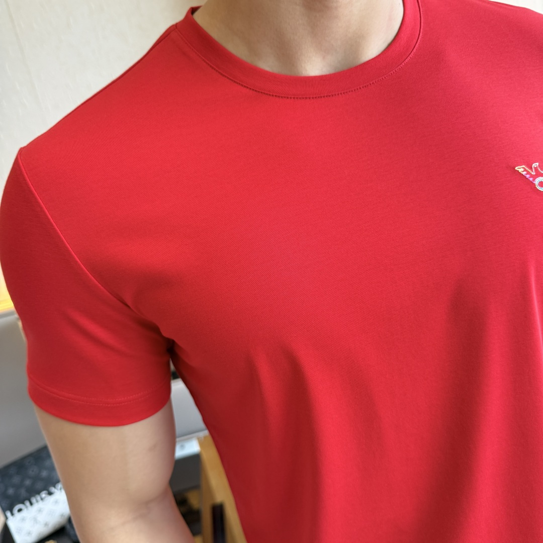 short sleeves