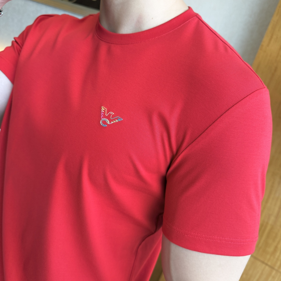 short sleeves