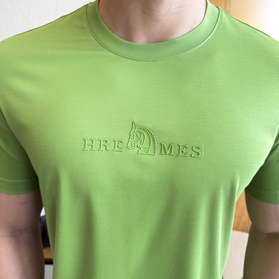 short sleeves