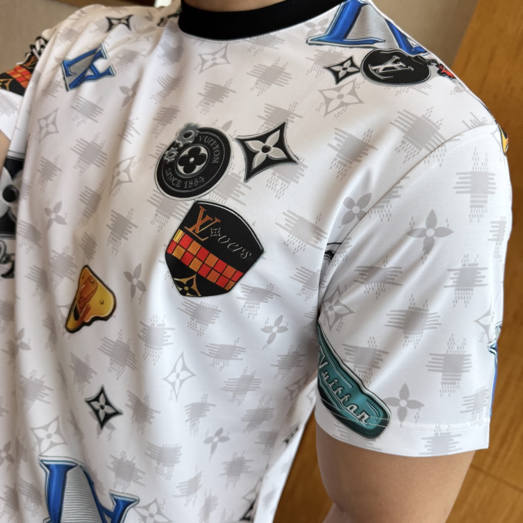 short sleeves
