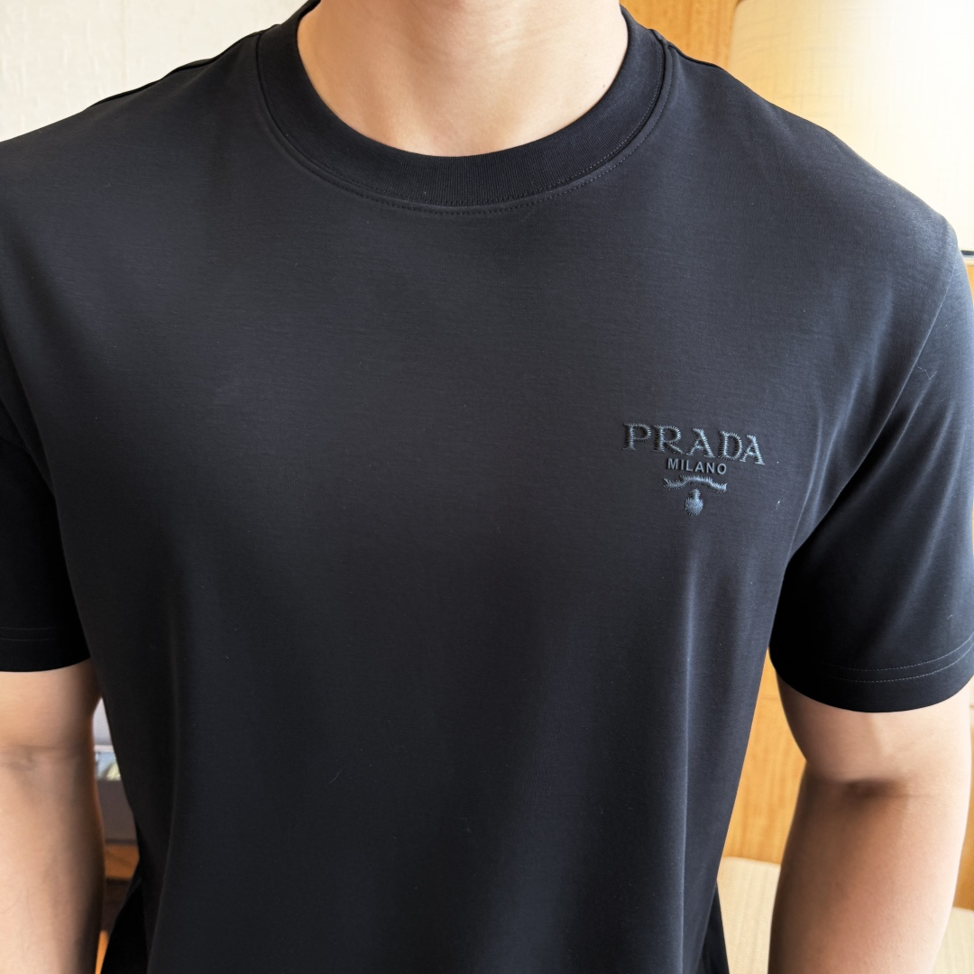 short sleeves